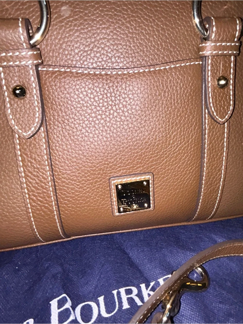 Like new Dooney & Bourke Sorrento Satchel